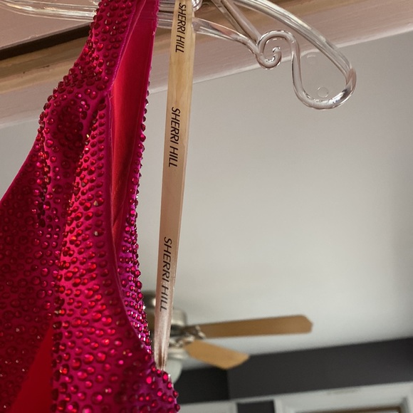 Hot Pink One Shoulder Open Back Sherri Hill Size 0 Prom Dress with Slit + bustle - Picture 6 of 16